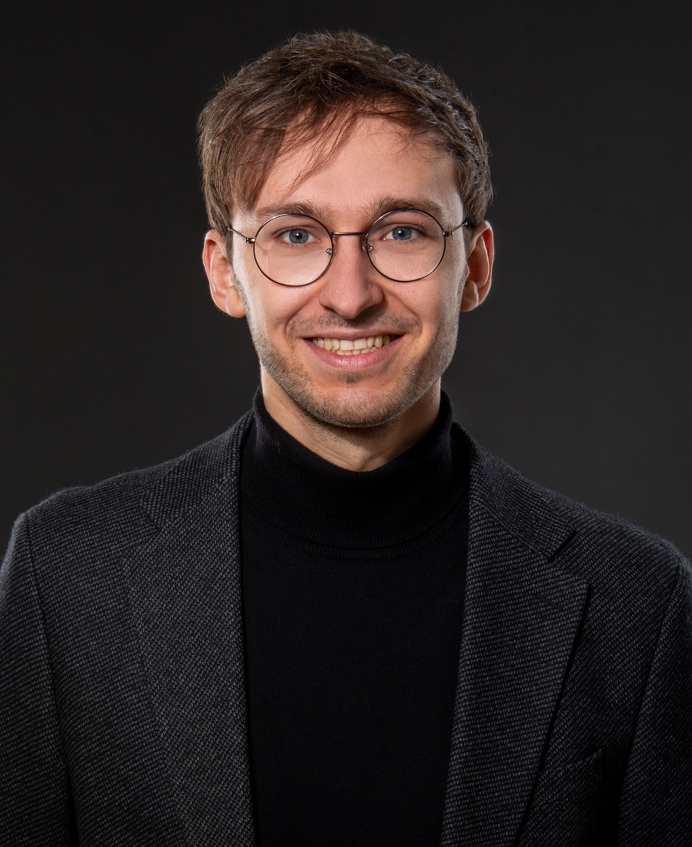 Contact photo